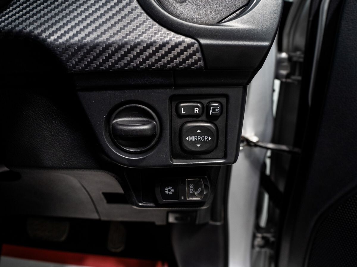 Toyota Corolla Fielder 2014 - фото автомобиля