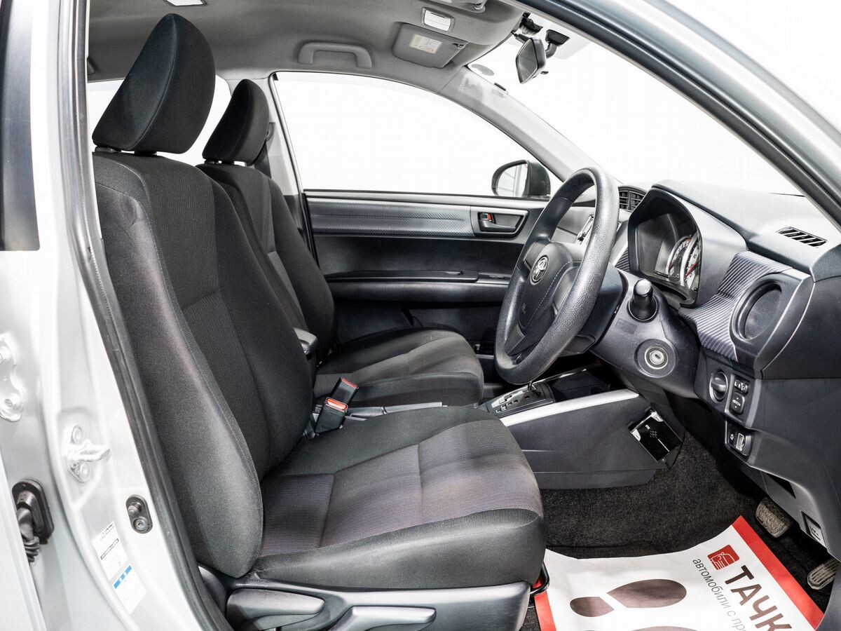 Toyota Corolla Fielder 2014 - фото автомобиля