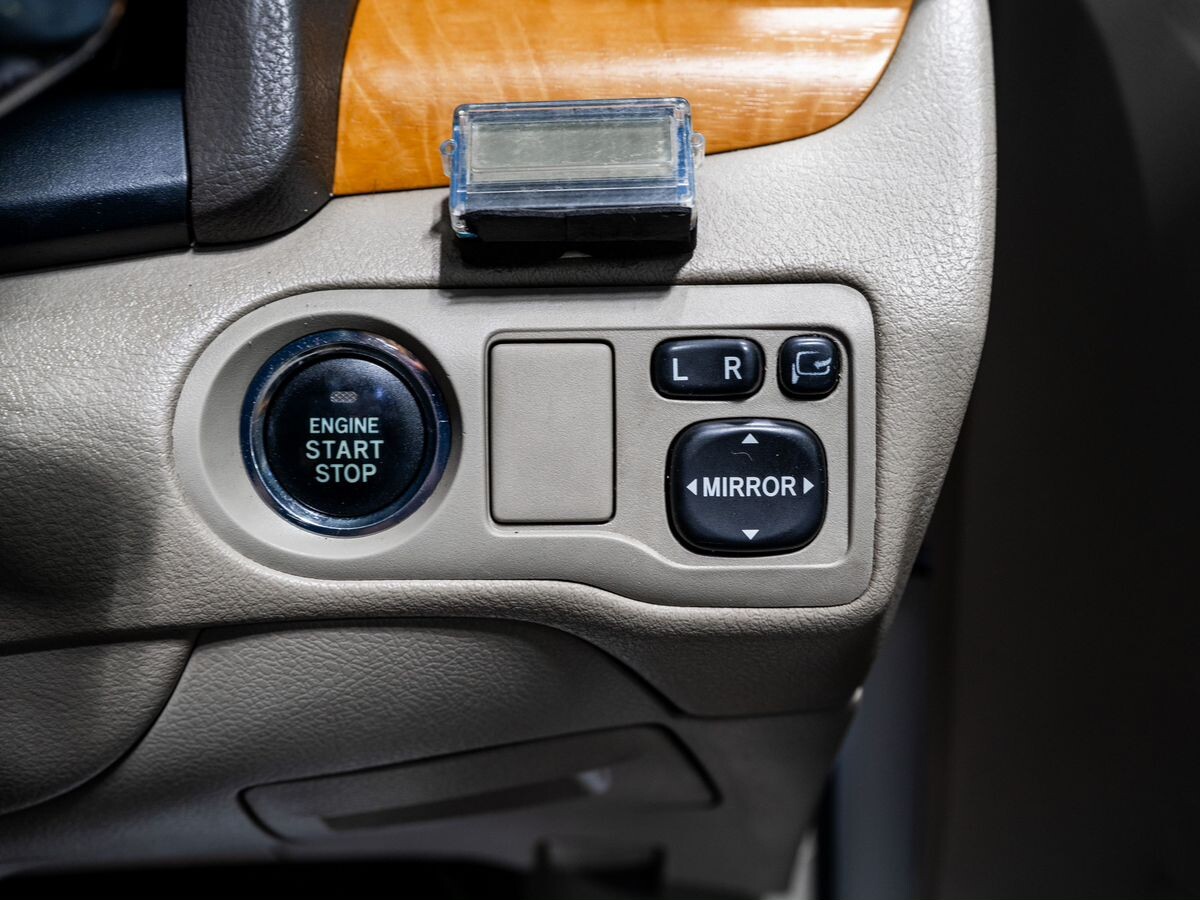 Toyota Allion 2010 - фото автомобиля