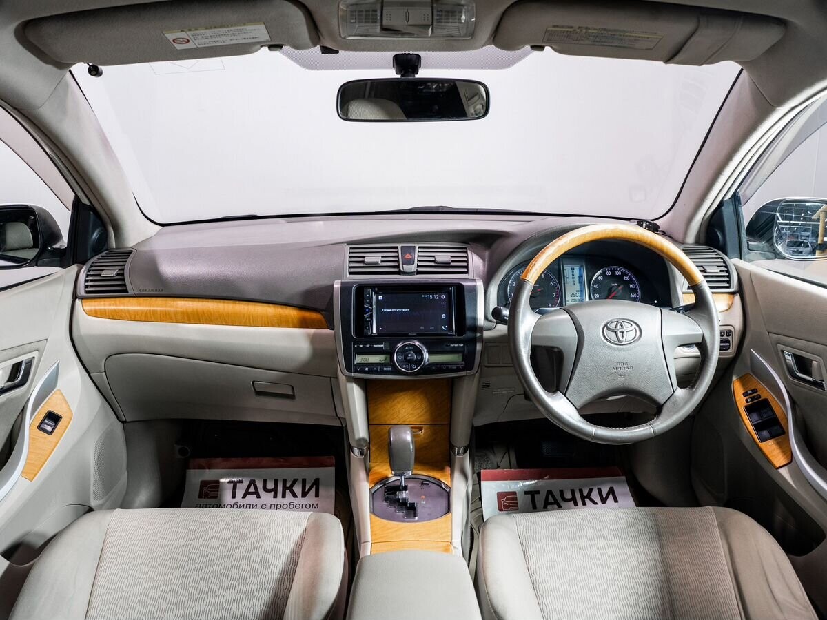 Toyota Allion 2010 - фото автомобиля