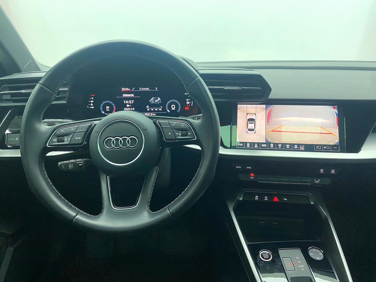 Audi A3 2022 - фото автомобиля