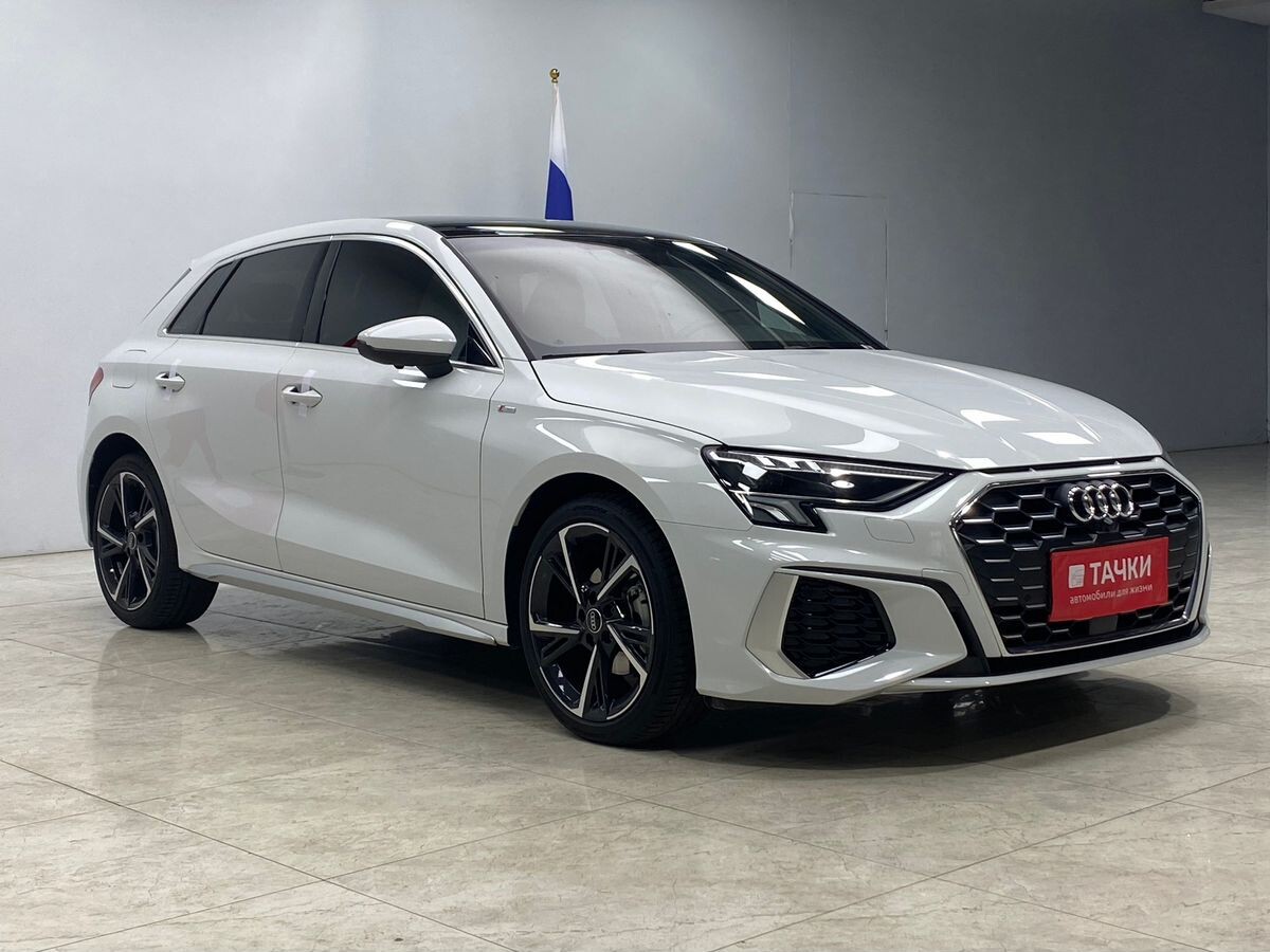 Audi A3 2022 - фото автомобиля