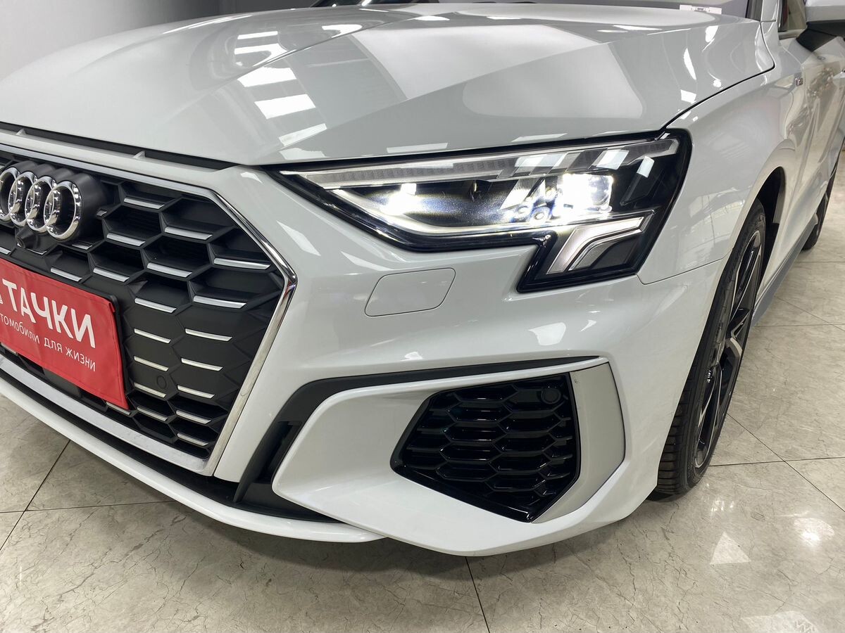 Audi A3 2022 - фото автомобиля