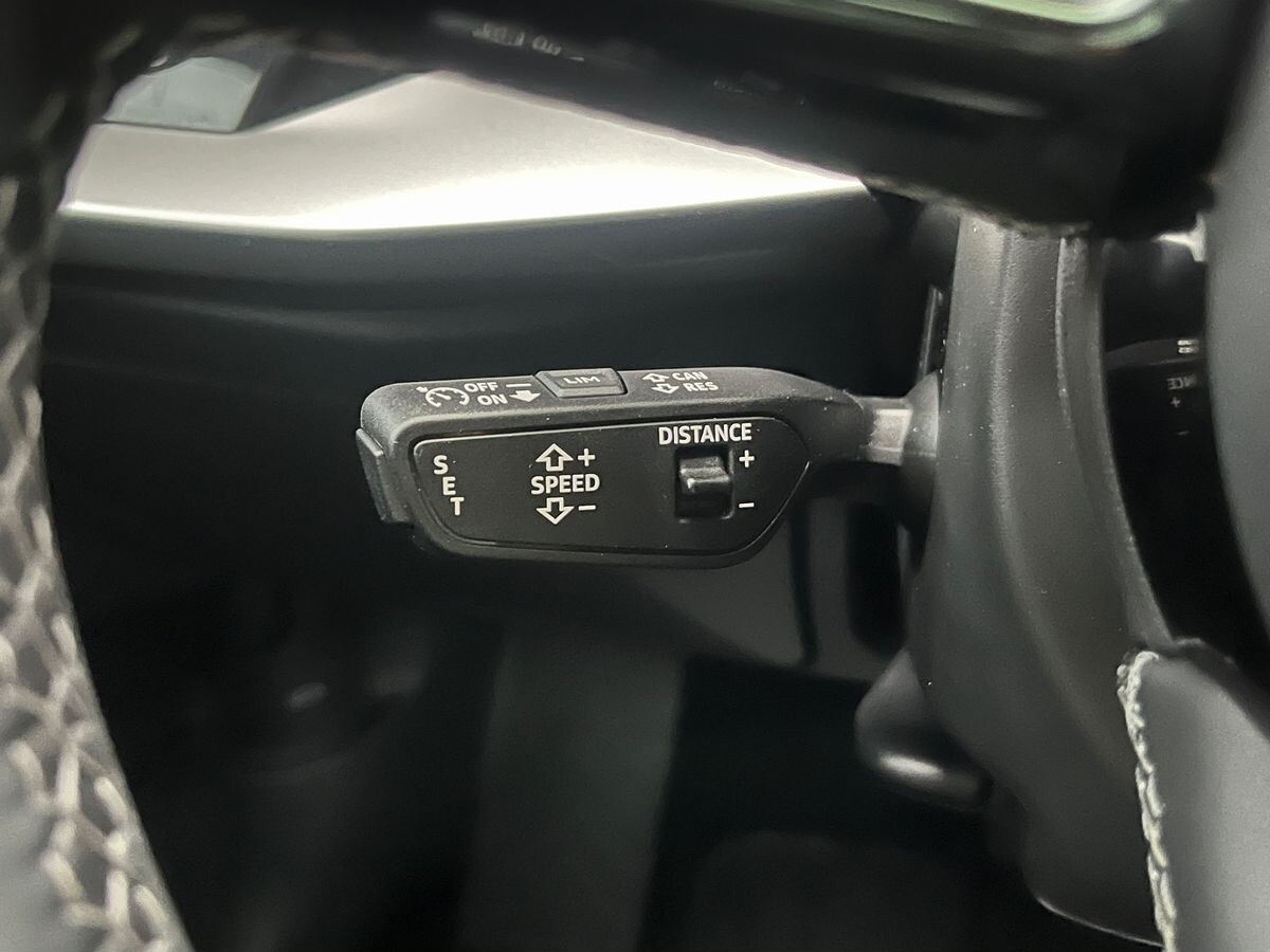 Audi A3 2023 - фото автомобиля