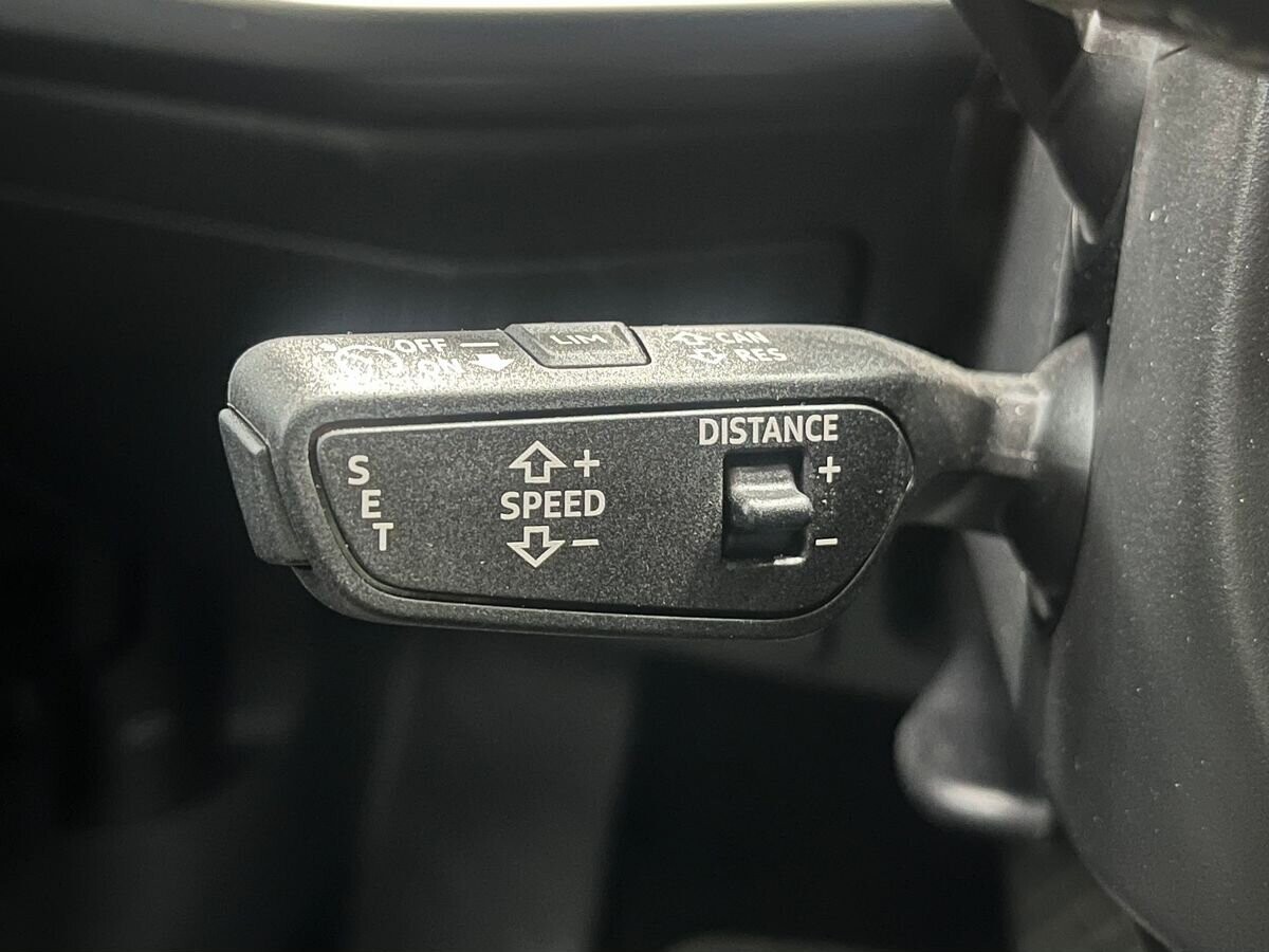 Audi A3 2023 - фото автомобиля