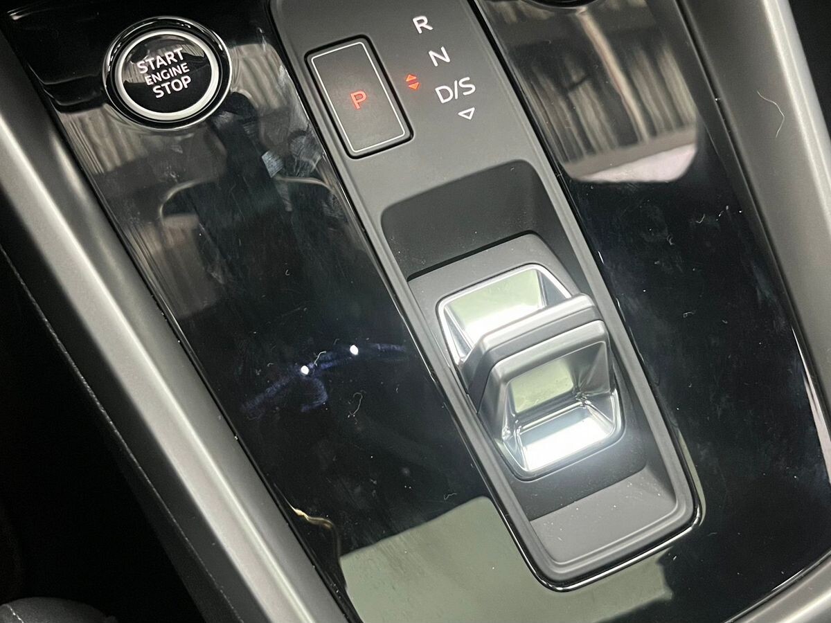 Audi A3 2023 - фото автомобиля