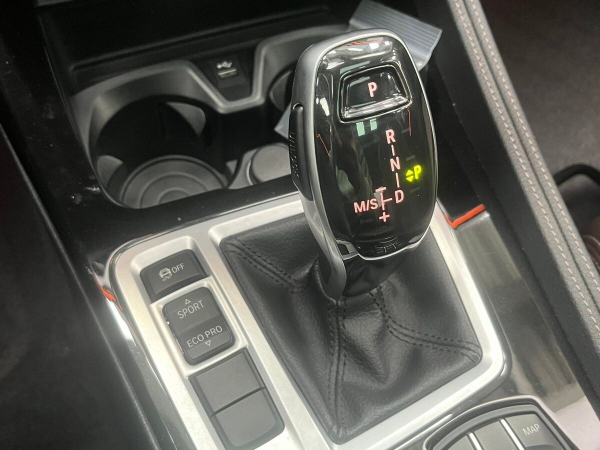 BMW 1-Series 2022 - фото автомобиля