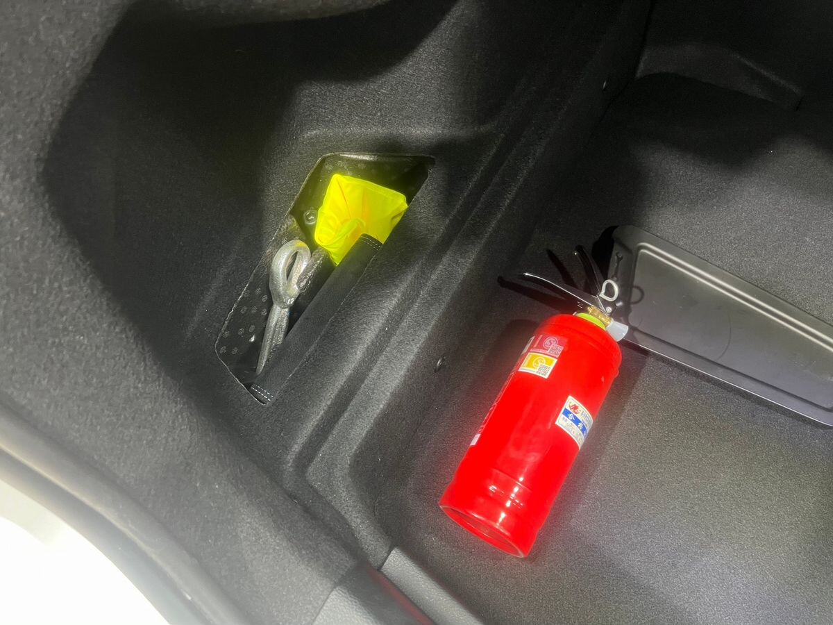 BMW 1-Series 2022 - фото автомобиля