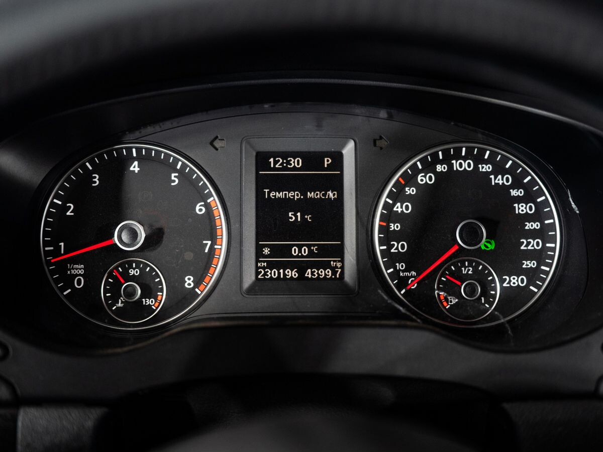 Volkswagen Jetta 2012 - фото автомобиля