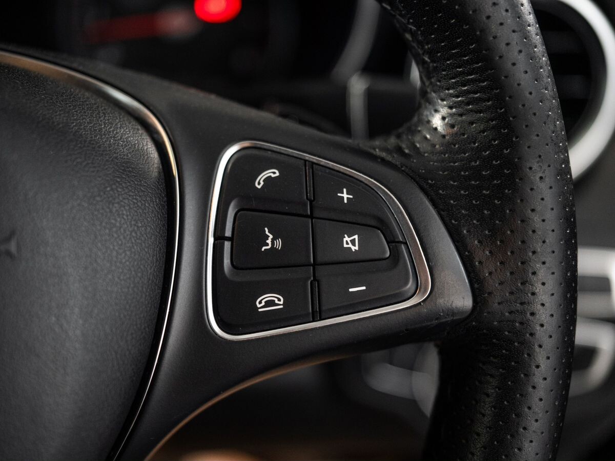 Mercedes-Benz C-Class 2017 - фото автомобиля