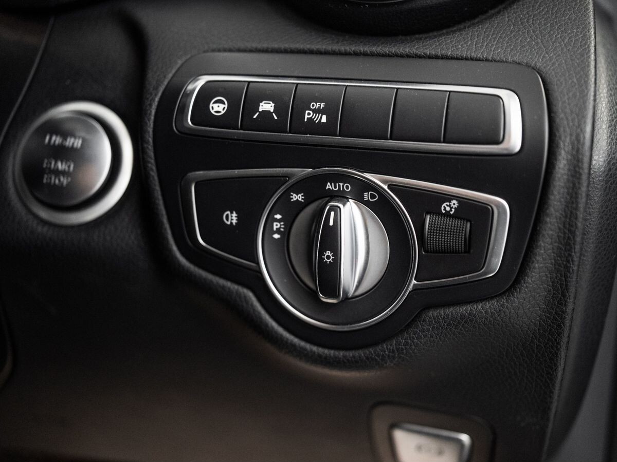 Mercedes-Benz C-Class 2017 - фото автомобиля