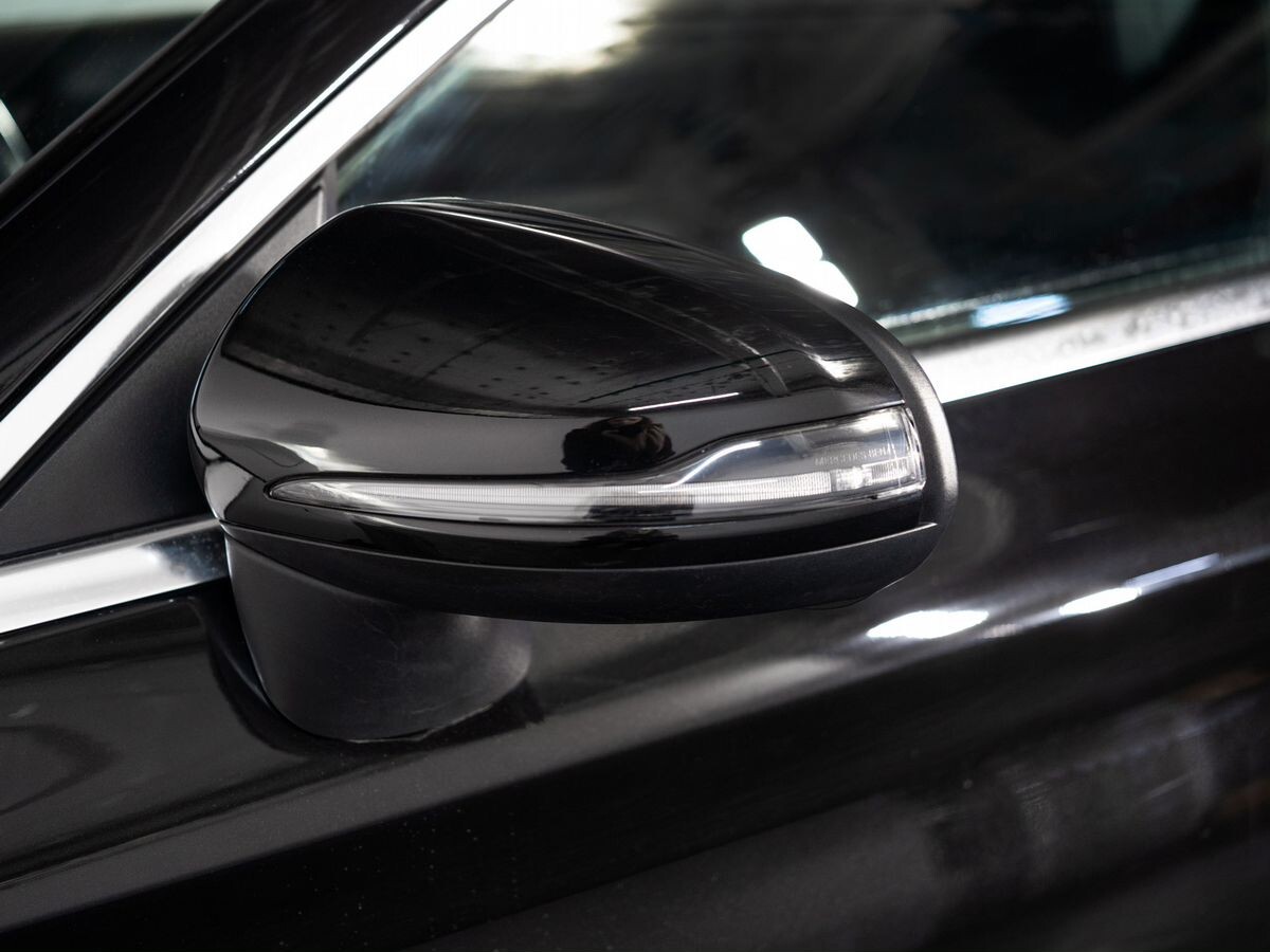 Mercedes-Benz C-Class 2017 - фото автомобиля