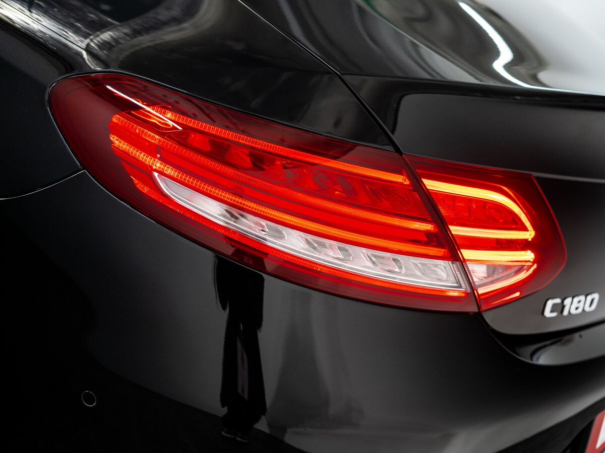 Mercedes-Benz C-Class 2017 - фото автомобиля