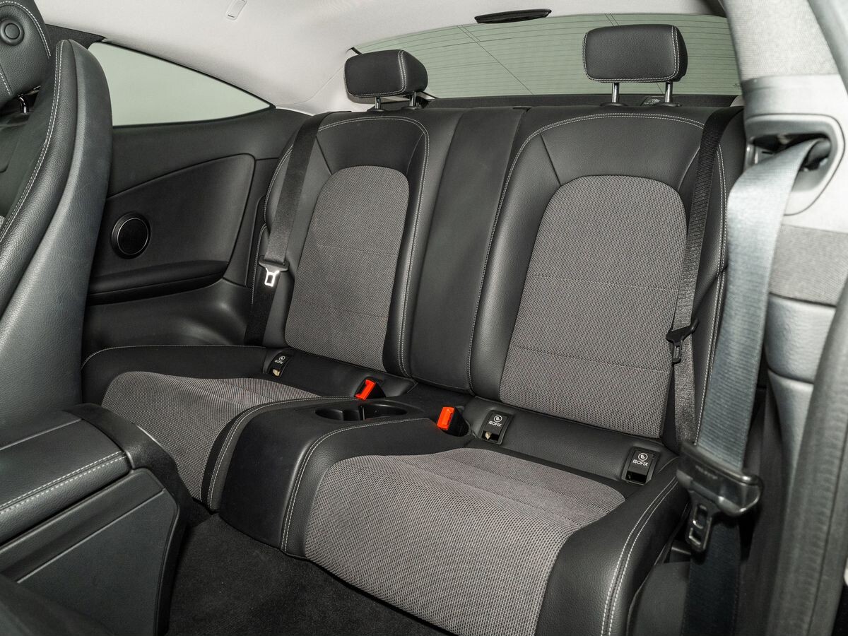 Mercedes-Benz C-Class 2017 - фото автомобиля