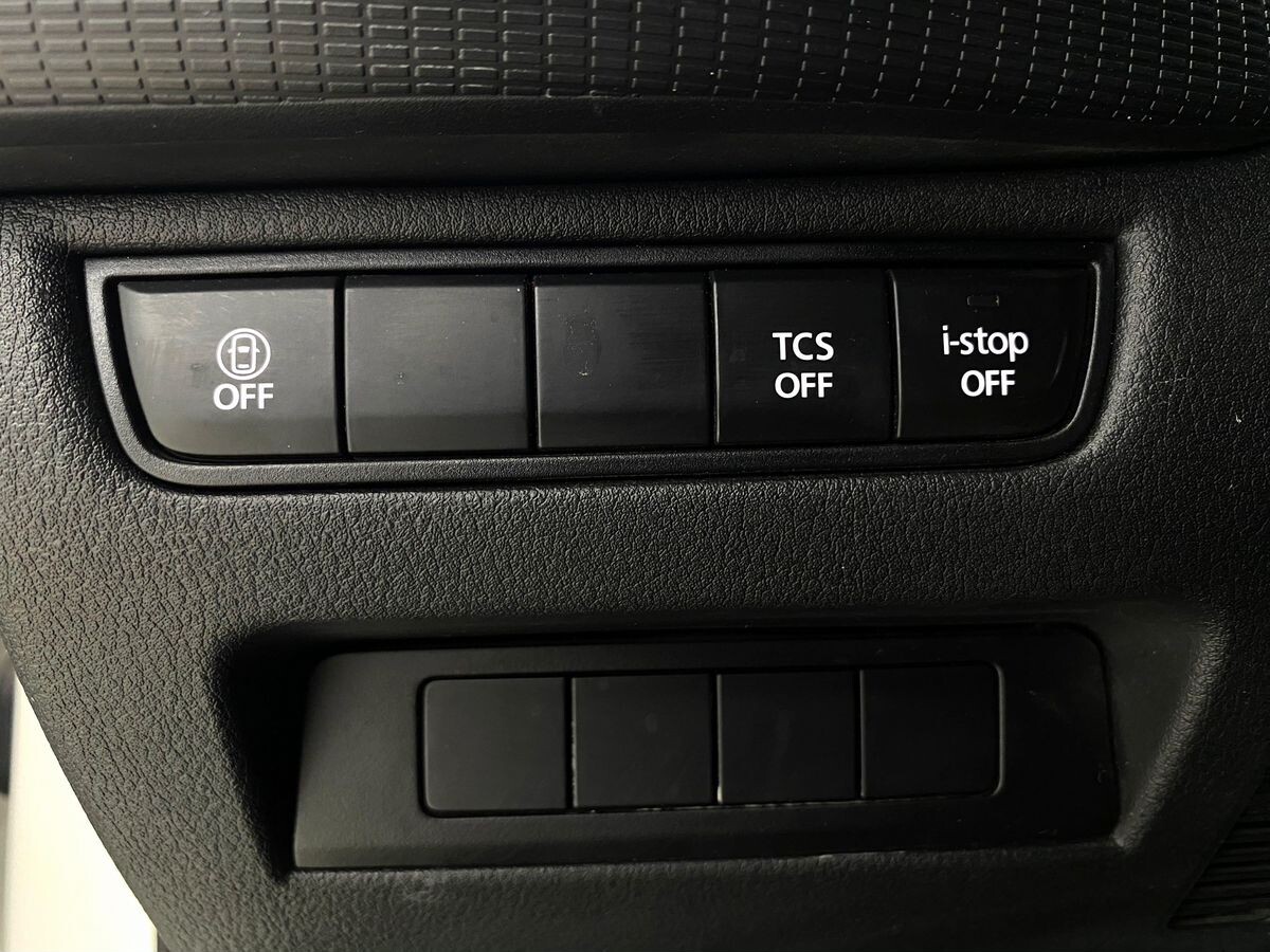 Mazda CX-50 2023 - фото автомобиля