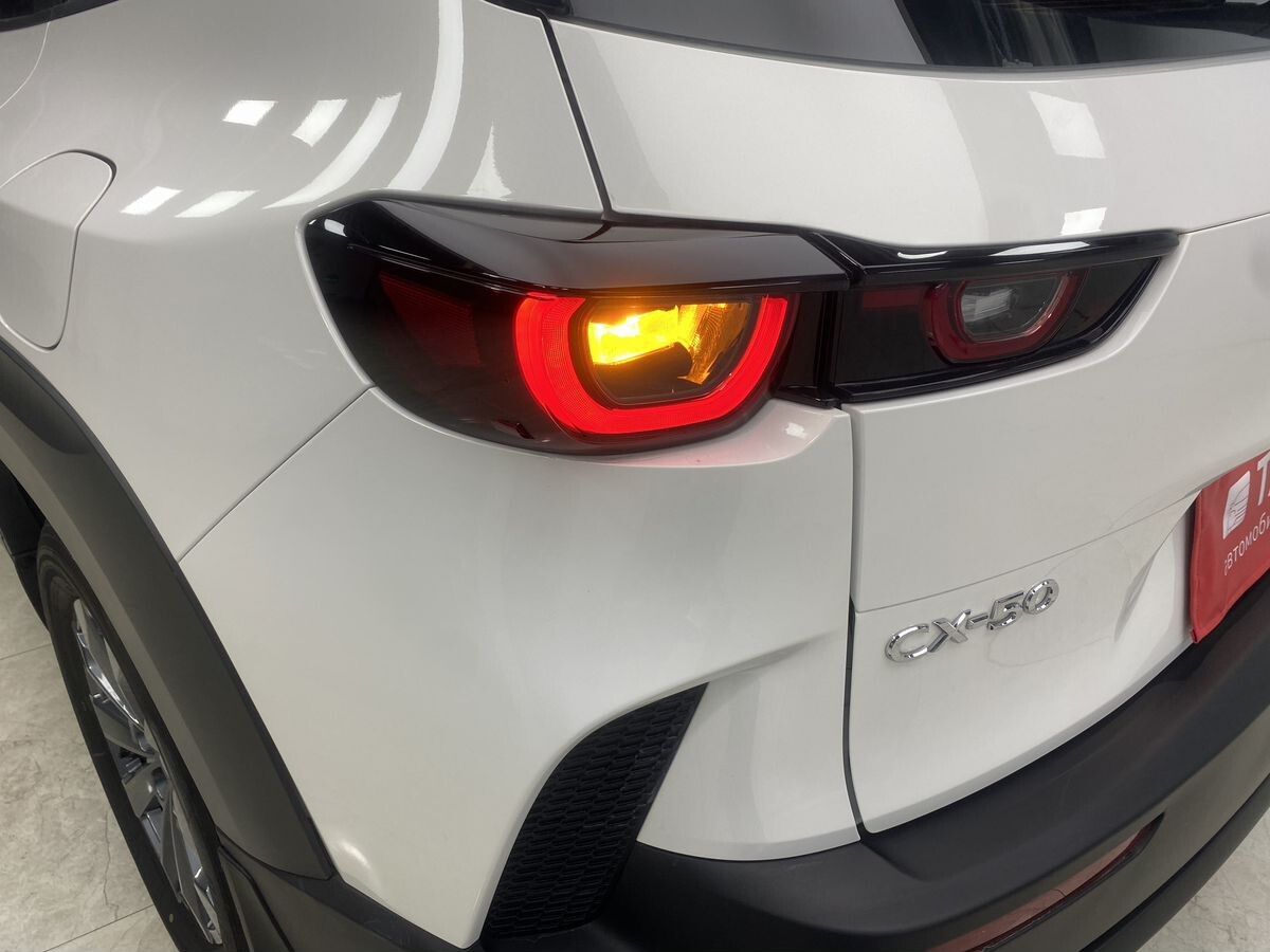 Mazda CX-50 2023 - фото автомобиля