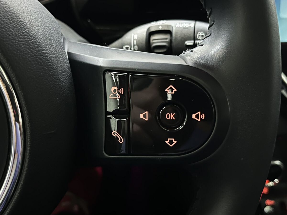 MINI Clubman 2022 - фото автомобиля