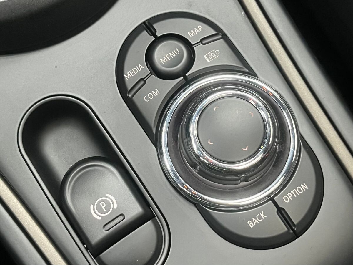 MINI Countryman 2023 - фото автомобиля