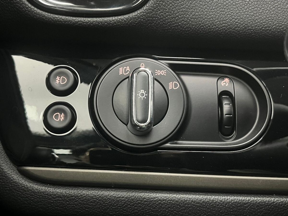 MINI Countryman 2023 - фото автомобиля