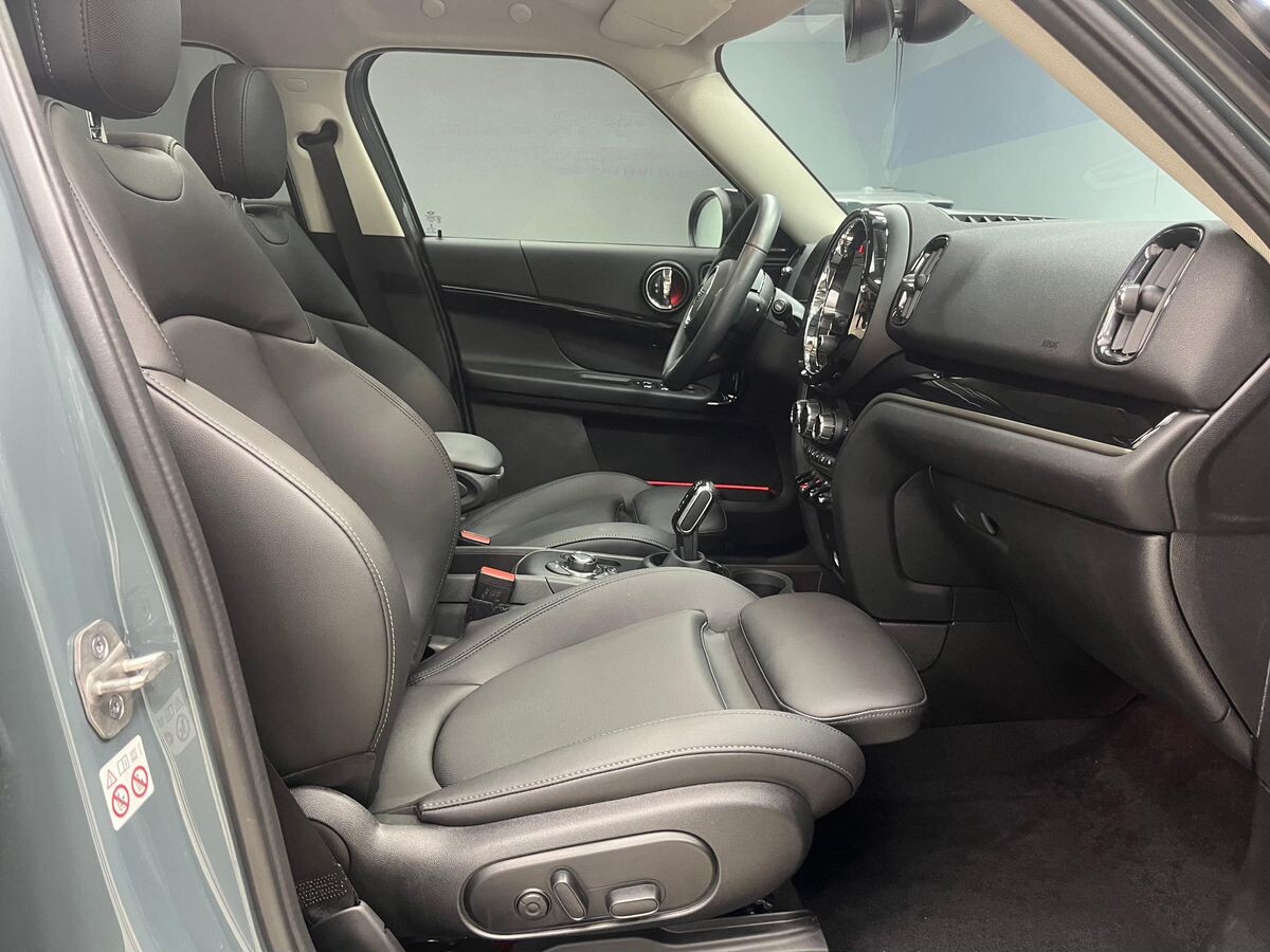 MINI Countryman 2023 - фото автомобиля