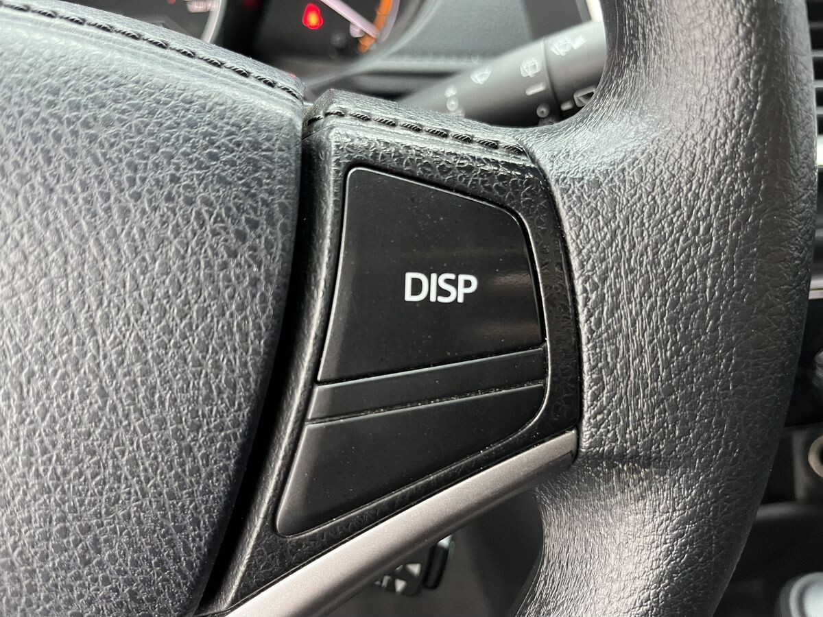 Toyota Yaris 2022 - фото автомобиля