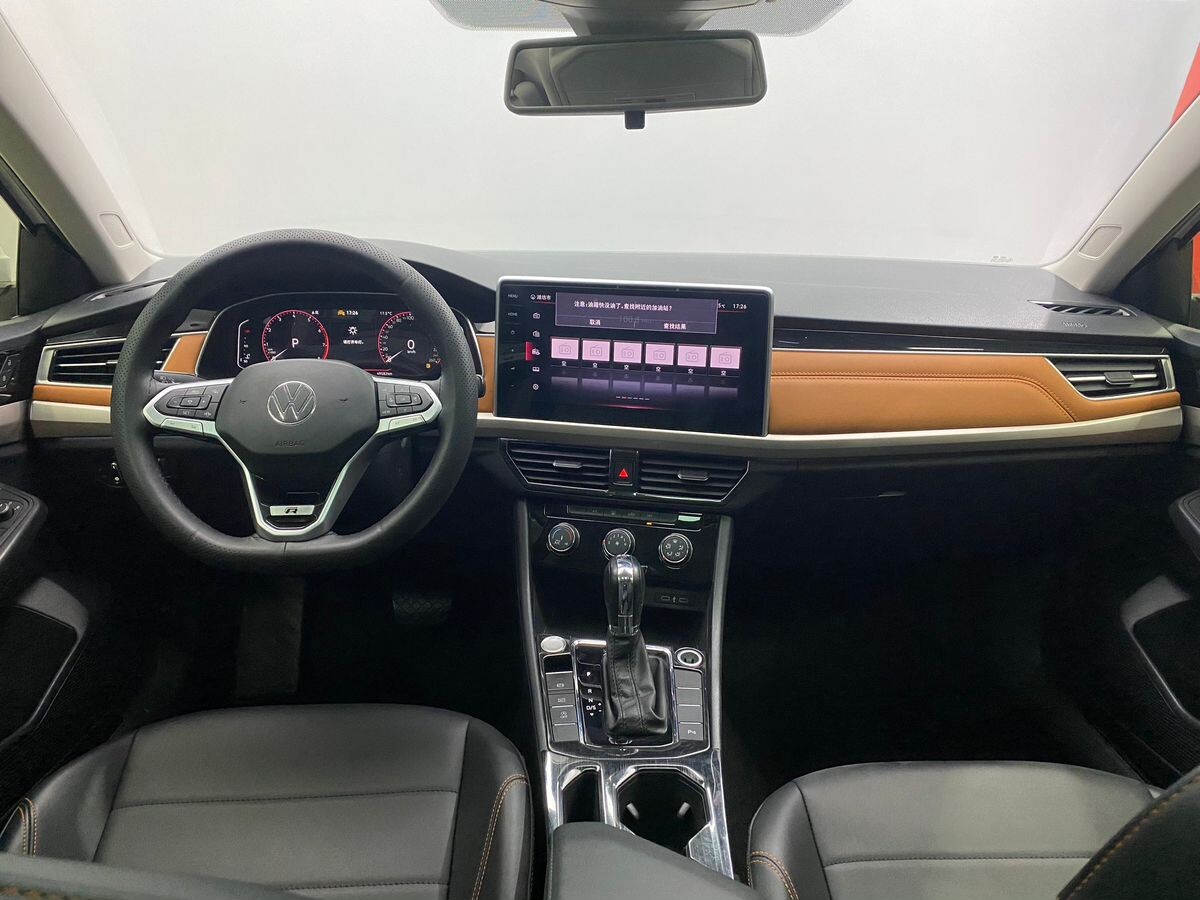 Volkswagen Bora 2023 - фото автомобиля