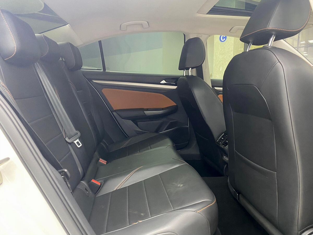 Volkswagen Bora 2023 - фото автомобиля