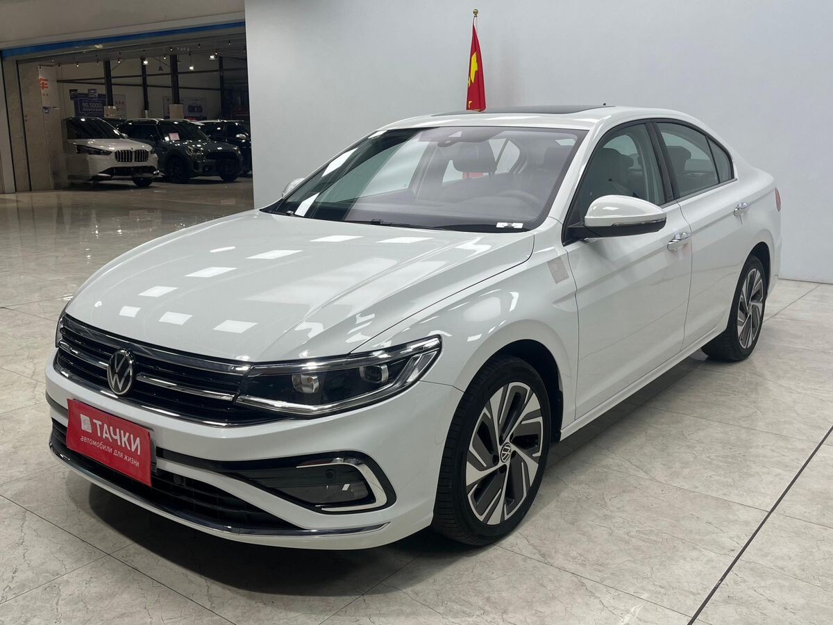 Volkswagen Bora 2023 - фото автомобиля
