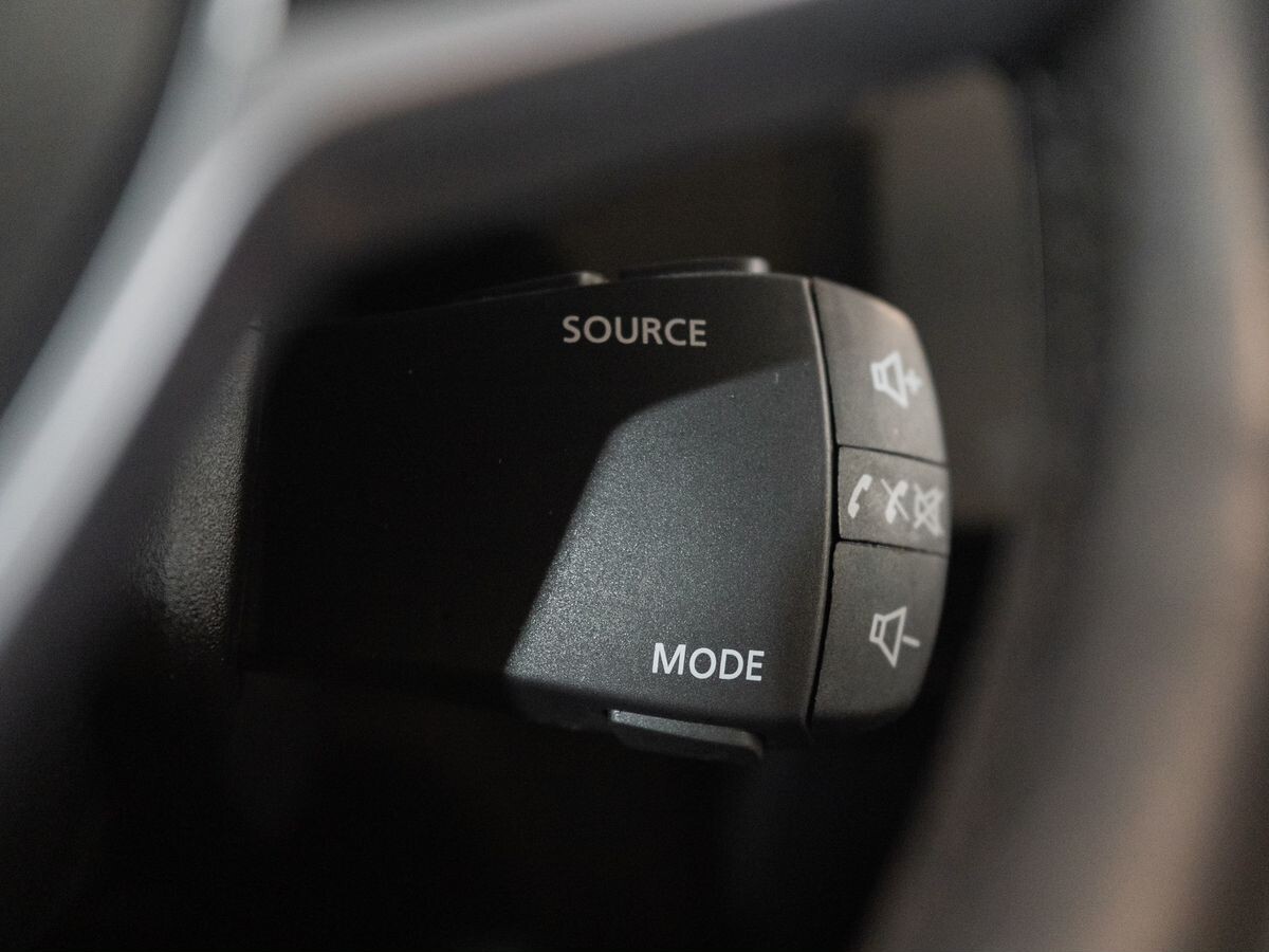 Renault Arkana 2021 - фото автомобиля