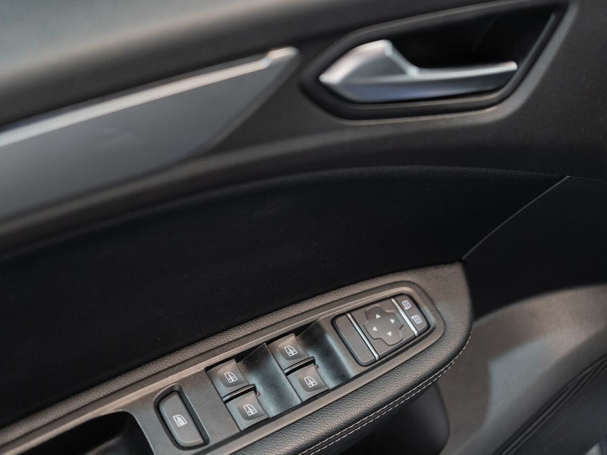 Renault Arkana 2021 - фото автомобиля