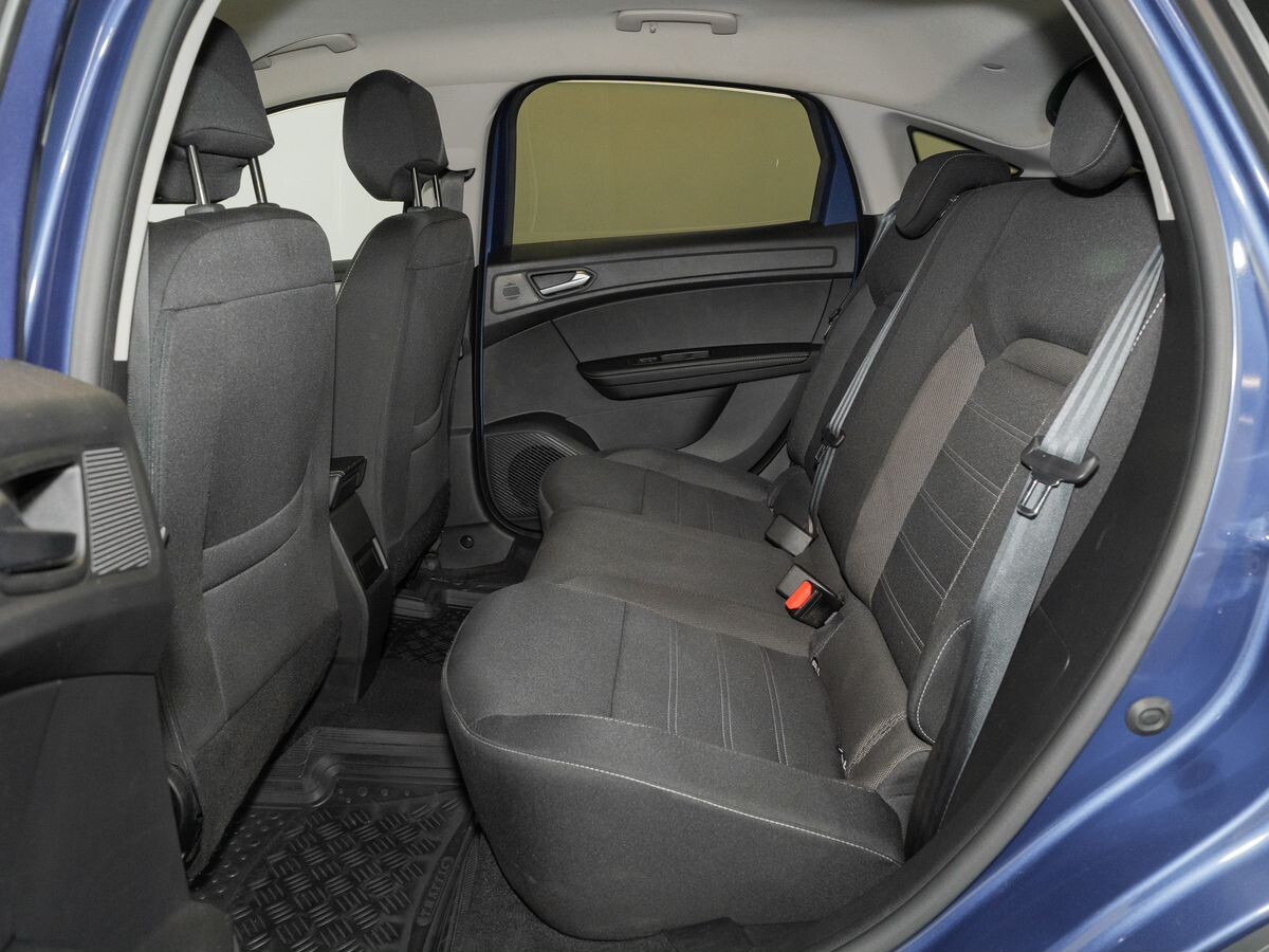 Renault Arkana 2021 - фото автомобиля