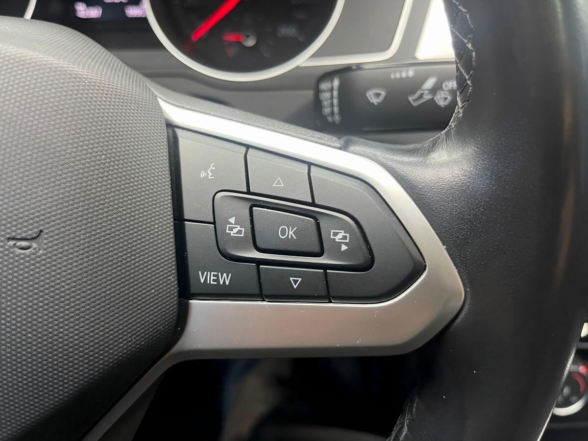 Volkswagen Magotan 2021 - фото автомобиля