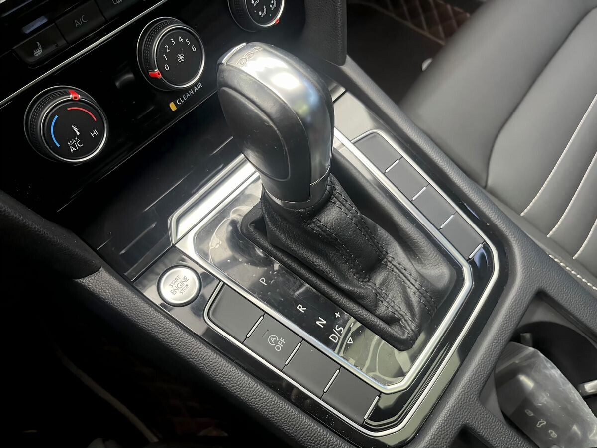 Volkswagen Magotan 2021 - фото автомобиля