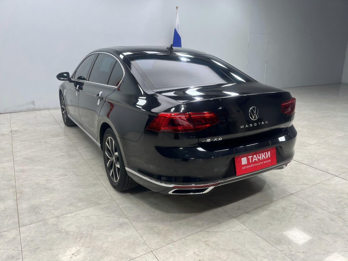 Volkswagen Magotan 2021 - фото автомобиля