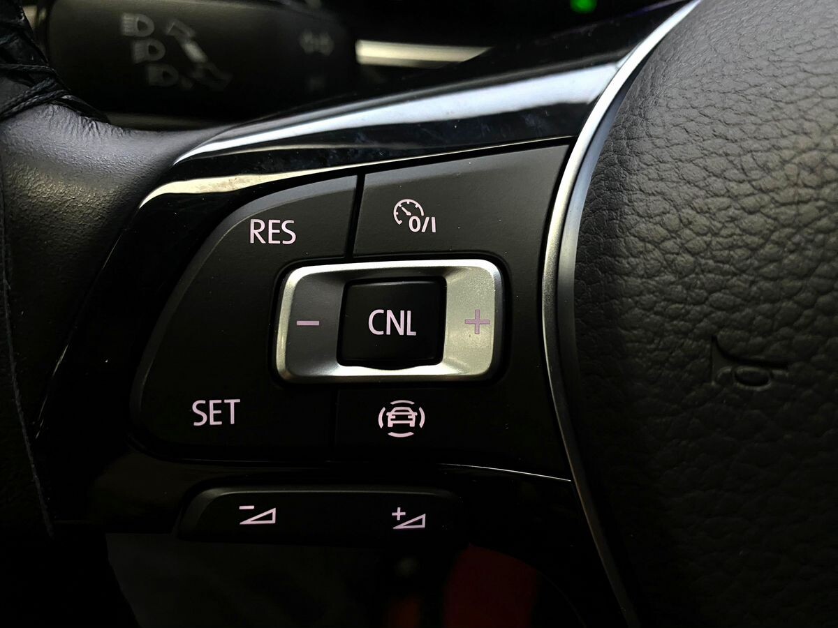 Volkswagen Sagitar L 2021 - фото автомобиля