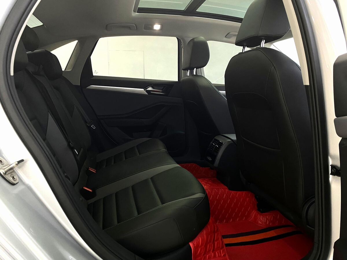 Volkswagen Sagitar L 2021 - фото автомобиля