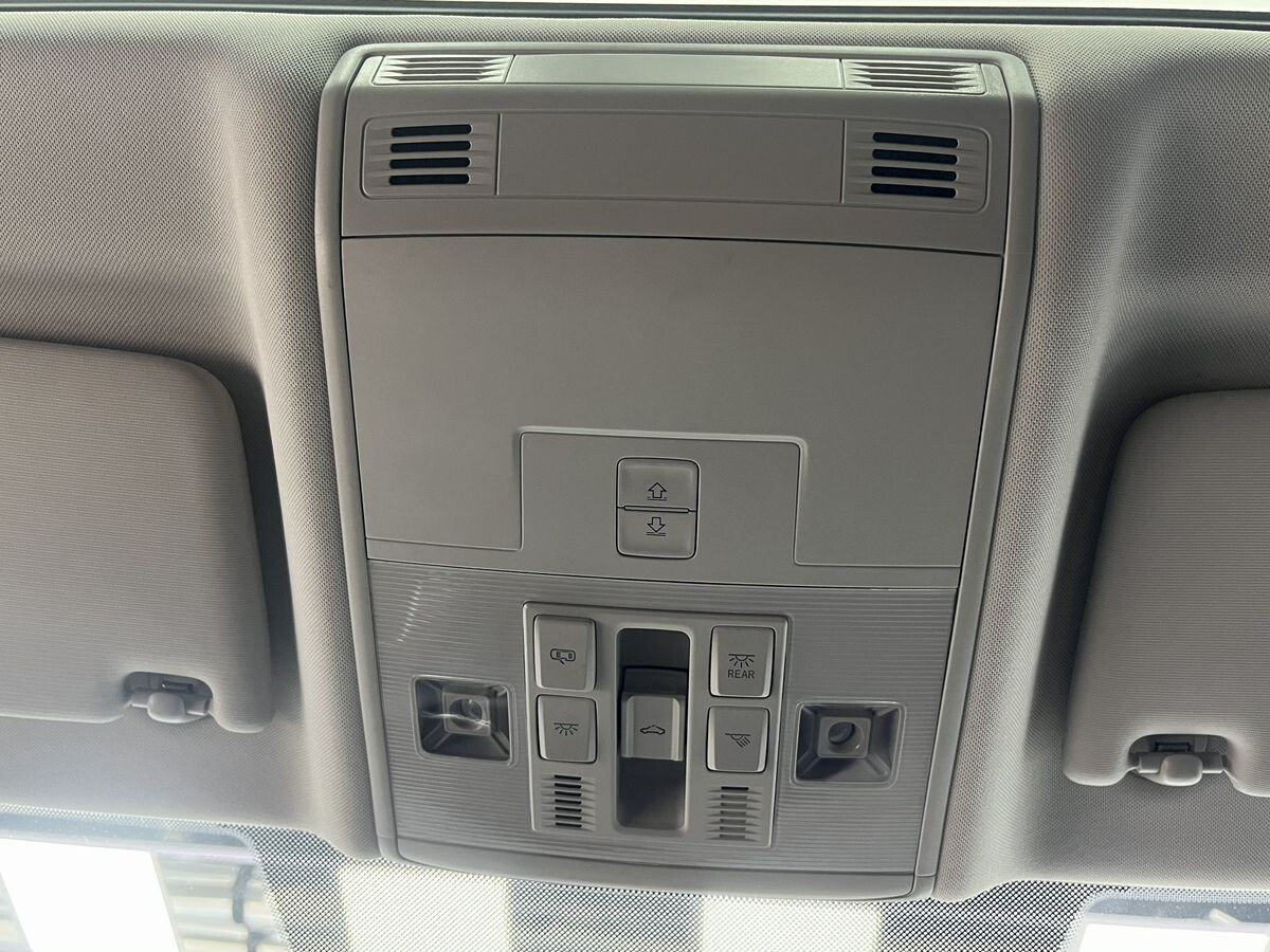 Volkswagen Sagitar L 2022 - фото автомобиля