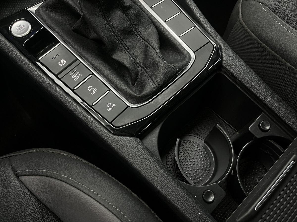 Volkswagen Sagitar L 2022 - фото автомобиля