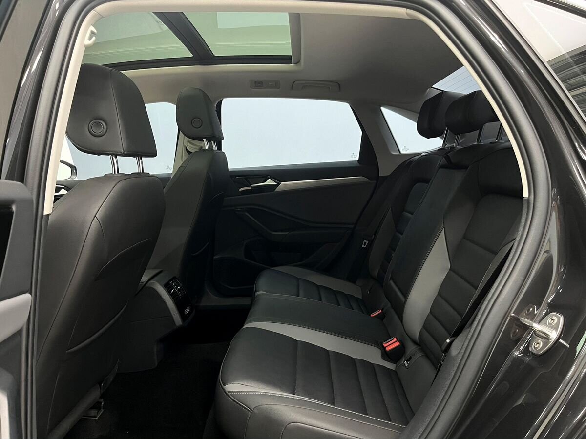 Volkswagen Sagitar L 2022 - фото автомобиля