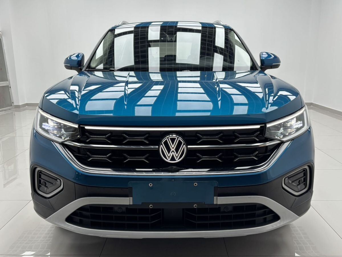 Volkswagen Tayron 2022 - фото автомобиля