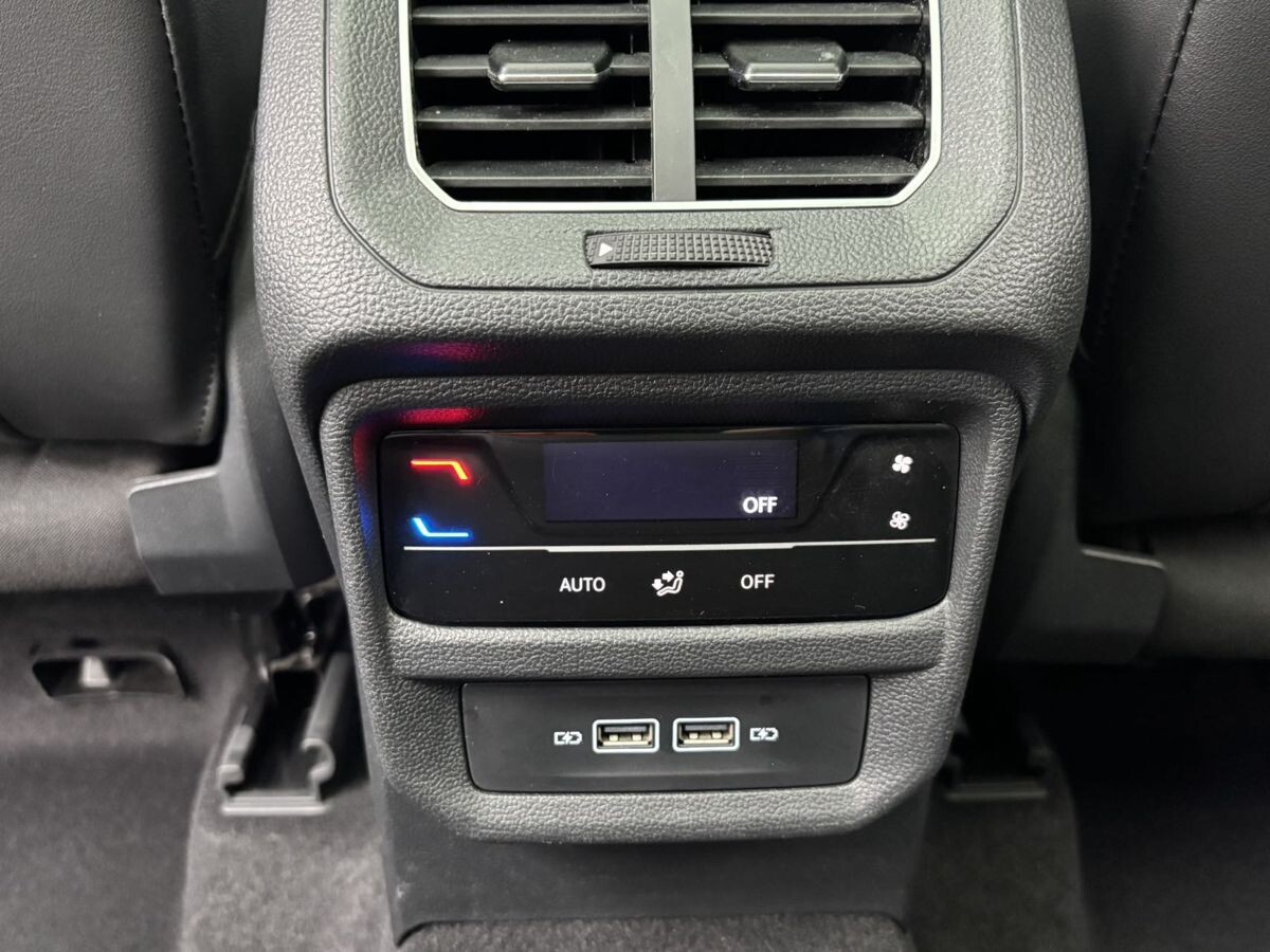 Volkswagen Tayron 2022 - фото автомобиля