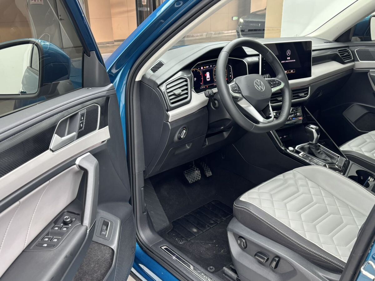 Volkswagen Tayron 2022 - фото автомобиля