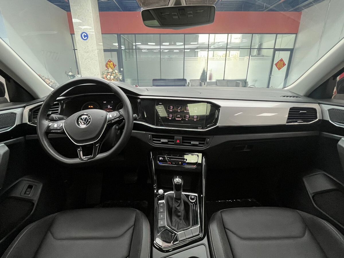 Volkswagen Tayron 2021 - фото автомобиля