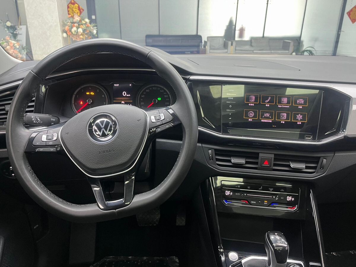 Volkswagen Tayron 2021 - фото автомобиля