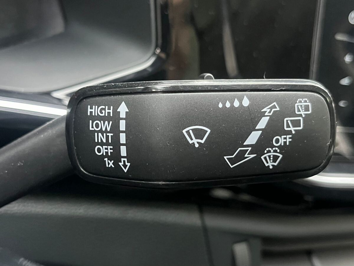 Volkswagen Tayron 2021 - фото автомобиля