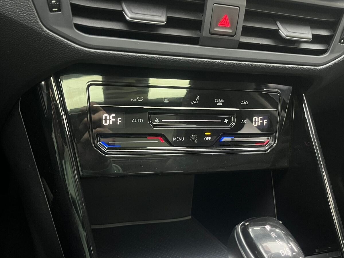 Volkswagen Tayron 2021 - фото автомобиля