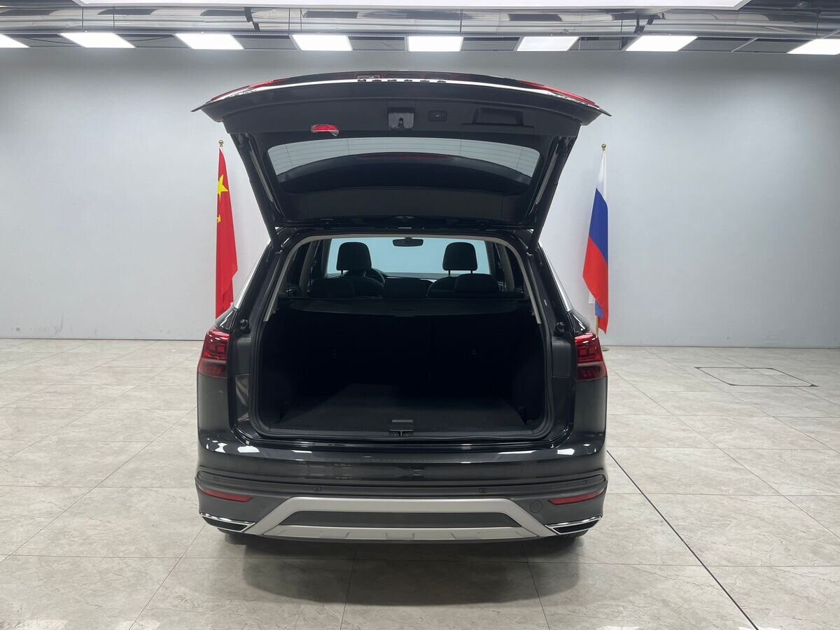 Volkswagen Tayron 2021 - фото автомобиля