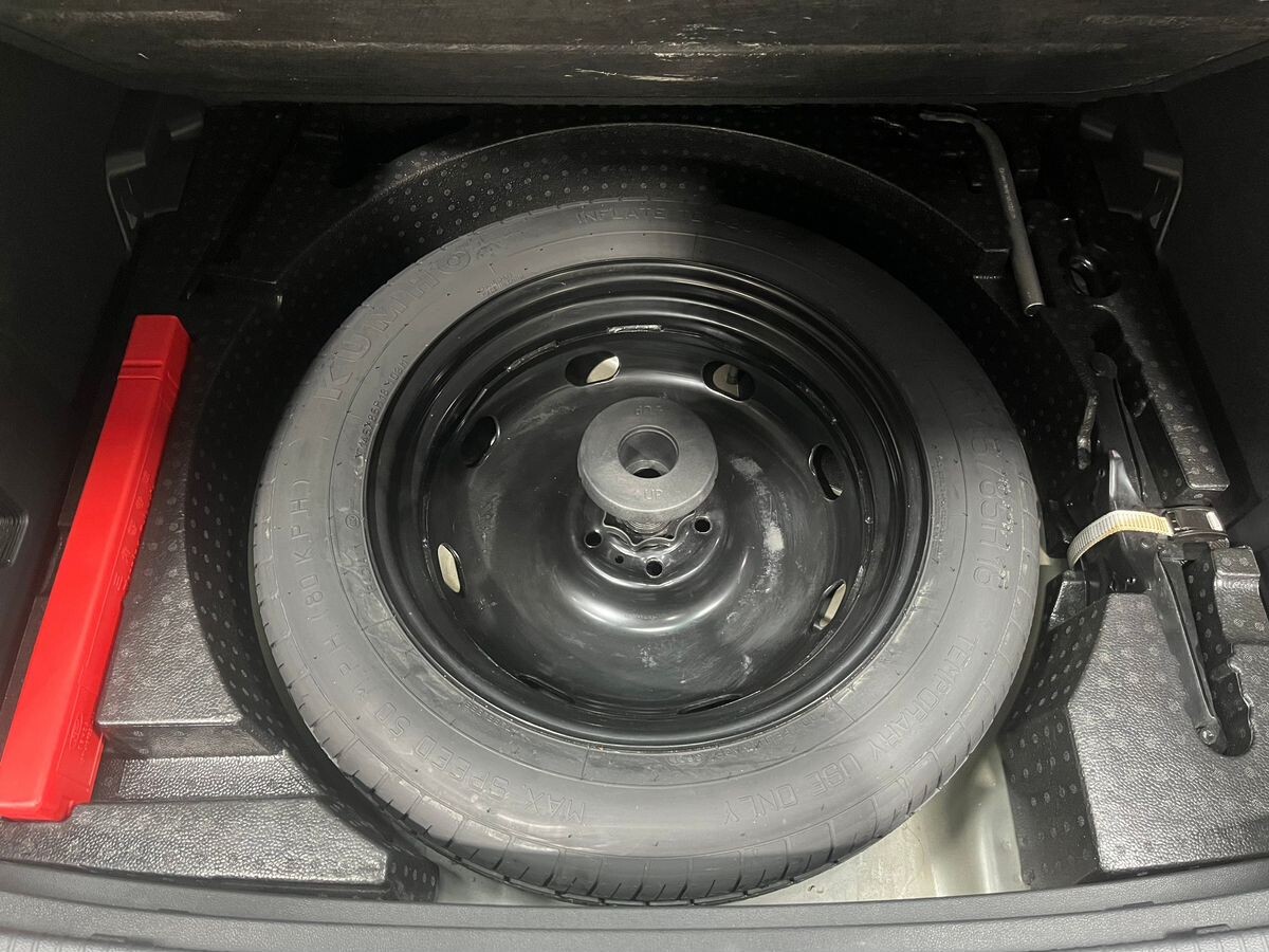 Volkswagen Tayron 2021 - фото автомобиля