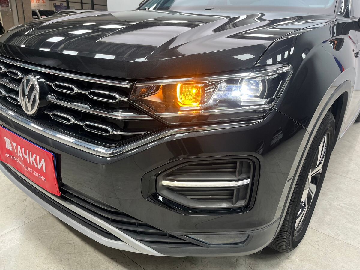 Volkswagen Tayron 2021 - фото автомобиля