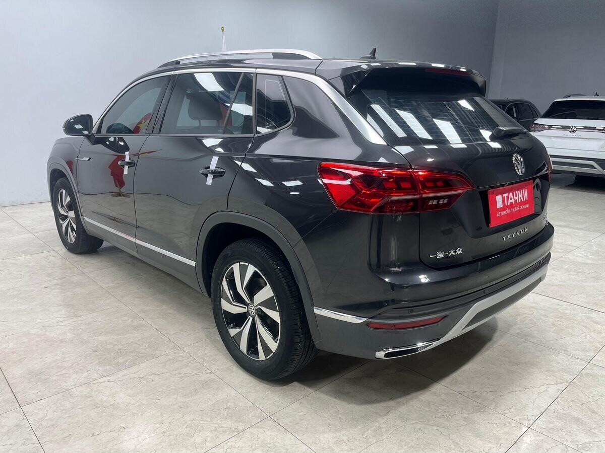 Volkswagen Tayron 2021 - фото автомобиля